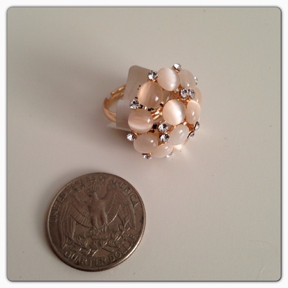 Ring - Picture 2 of 4