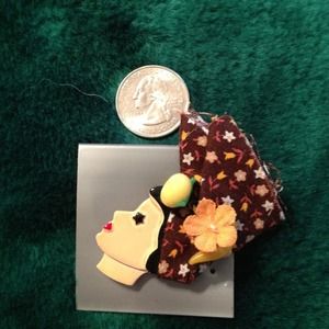 Vintage pin