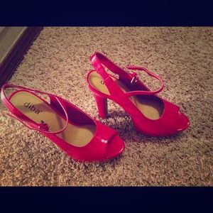 Diba red pattened leather heels