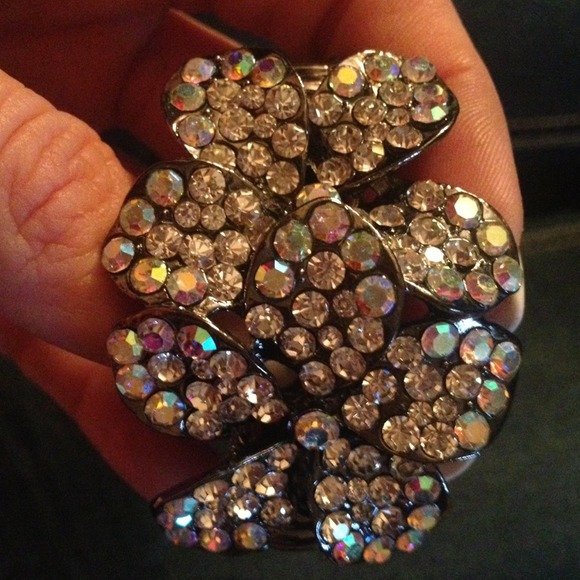 Two finger flower ring - Picture 3 of 3