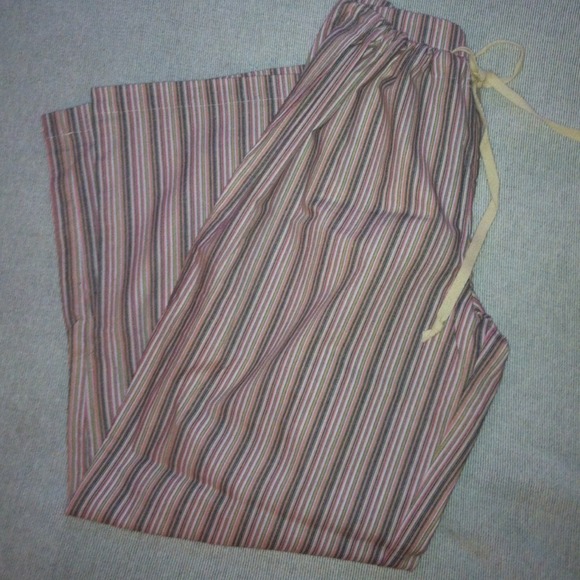 Drawstring Capri length - Picture 1 of 3