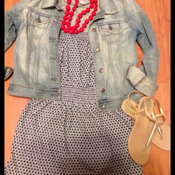 SOLD~ Gap dress M/ L summer short @silver101angel