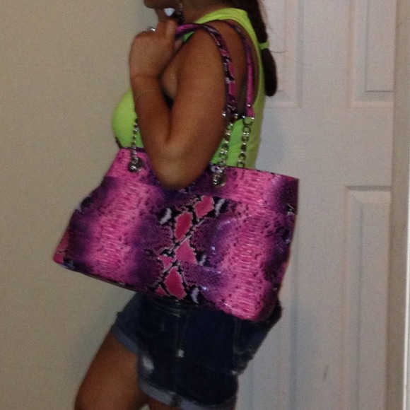 🔴SOLD🔴New snake print bag - Picture 3 of 4