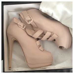 Nude Giuseppe Bootie Sz 11 Fits like a US 10