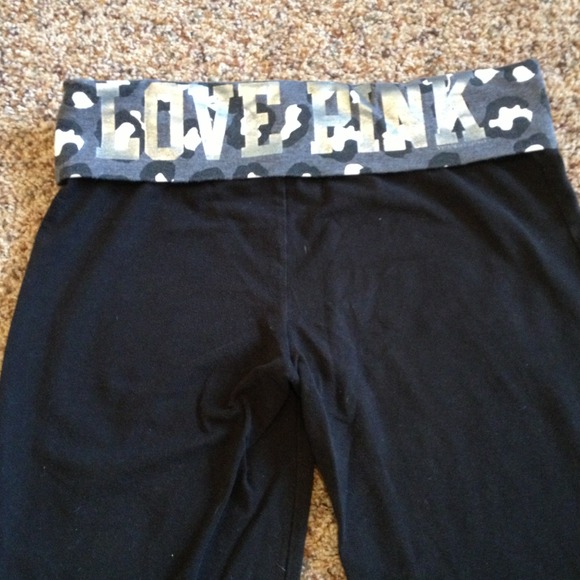 ♥RESERVED♥ PINK Yoga Pants & shorts @crosehouse 😊