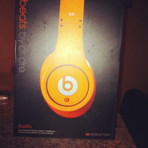 Dre beats - Picture 1 of 1