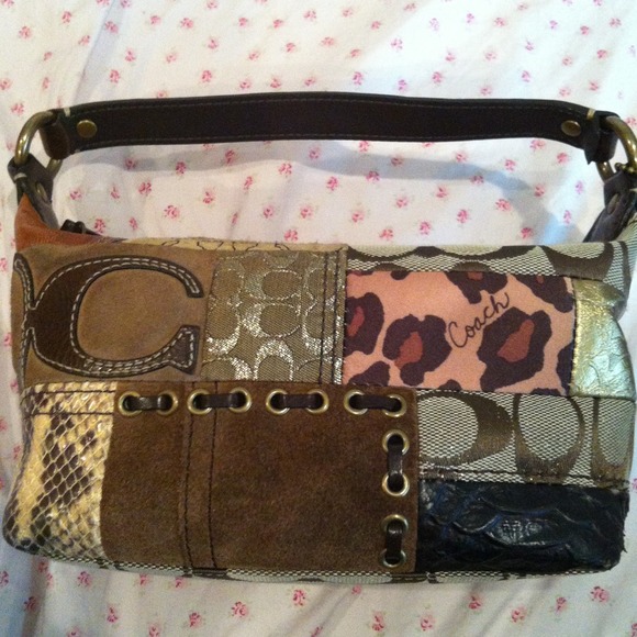 ✨Reduced✨Coach small bag snake leather like new