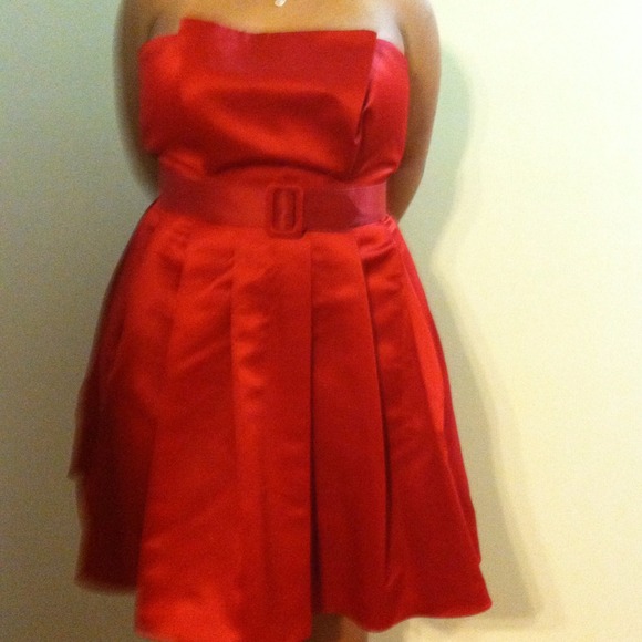 Red party dress