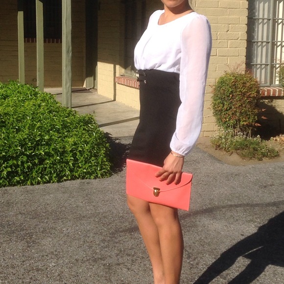 🎉🎉🎉SALE! Black and white dress