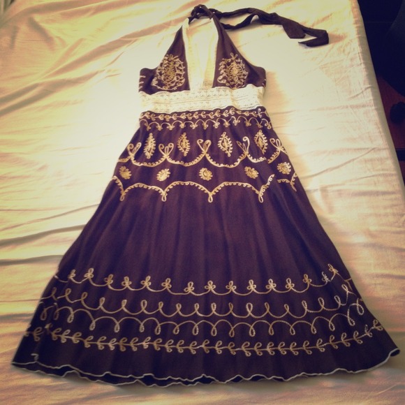 Beautiful brown lace summer dress **hold**