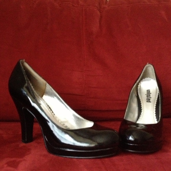 Patent leather pumps