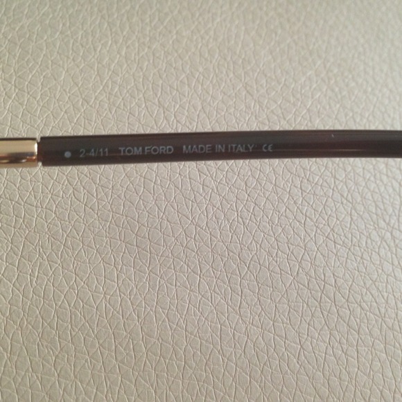 Tom Ford📍SOLD📍 - Picture 3 of 4