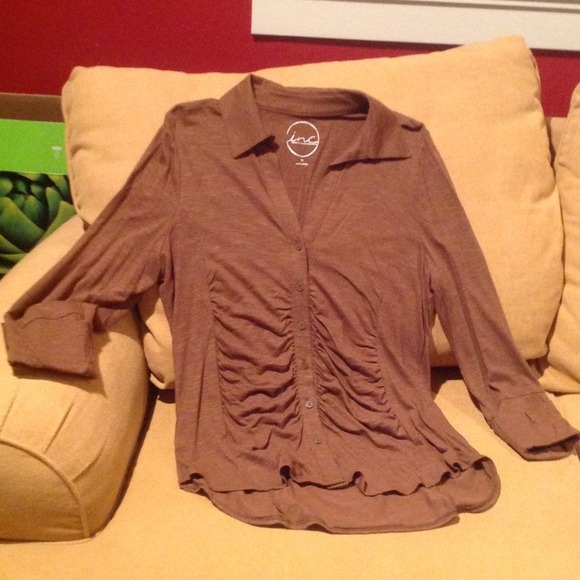 Inc.  XL  brown shirt