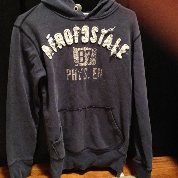 Aeropostale sweatshirt/ hollister Skirt bundle