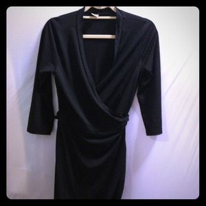Old Navy Pretty Black Wrap Dress
