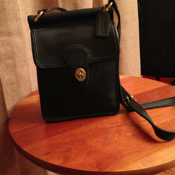 Vintage Coach Willis bag