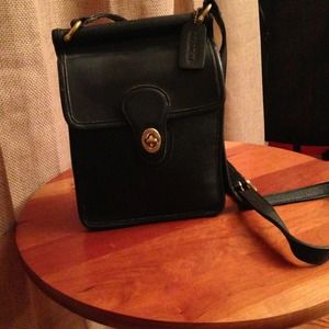 Vintage Coach Willis bag