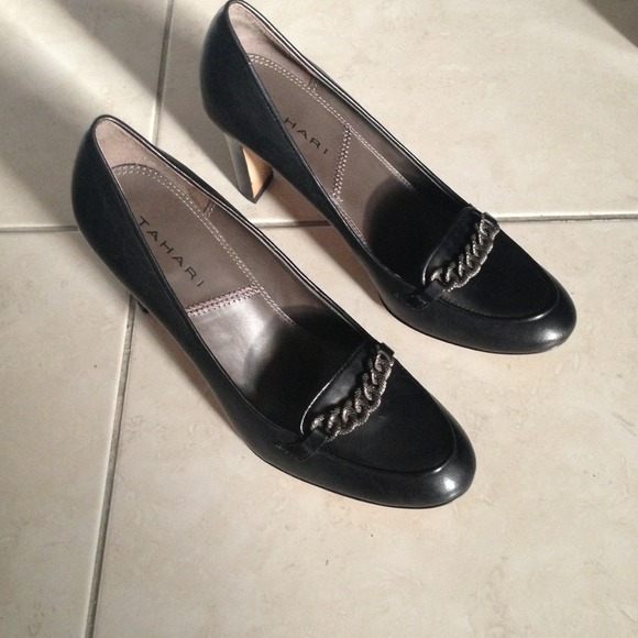 SOLD!! Tahari Black Polly Leather Heels