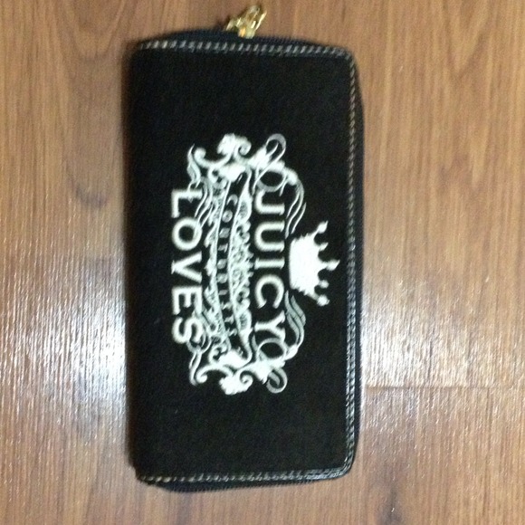 Juicy couture .