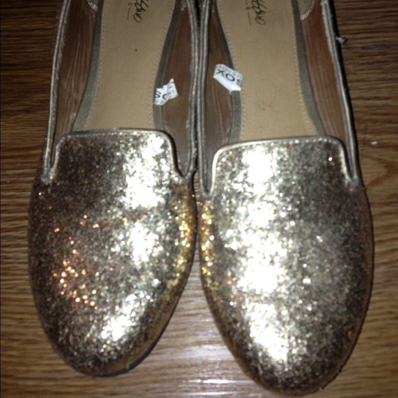 SOLD in bundle! - Picture 3 of 3