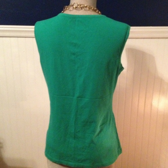 🚫BUNDLED🚫Green top - Picture 3 of 3