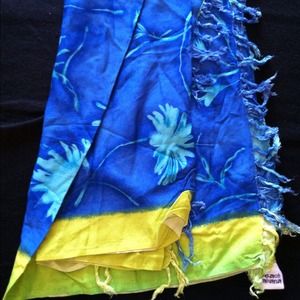 Pretty swim suit coverup