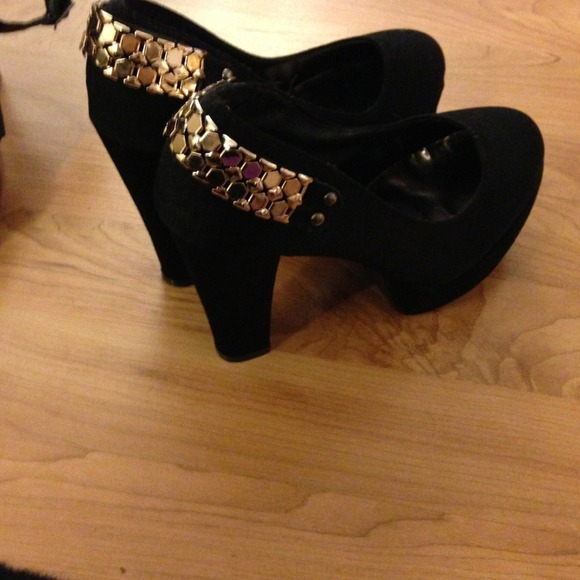 Sexy heels - Picture 3 of 4