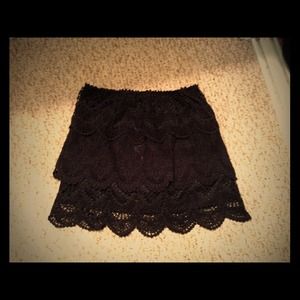 Lace mini skirt