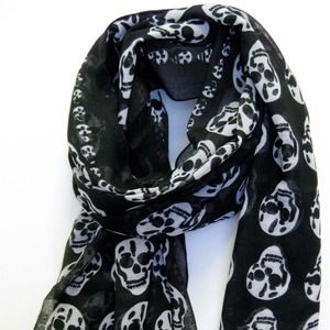 📌sale📌Skull Printed Soft & Large Scarf!