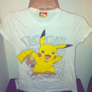 White Pokemon "Pikachu" graphic tee