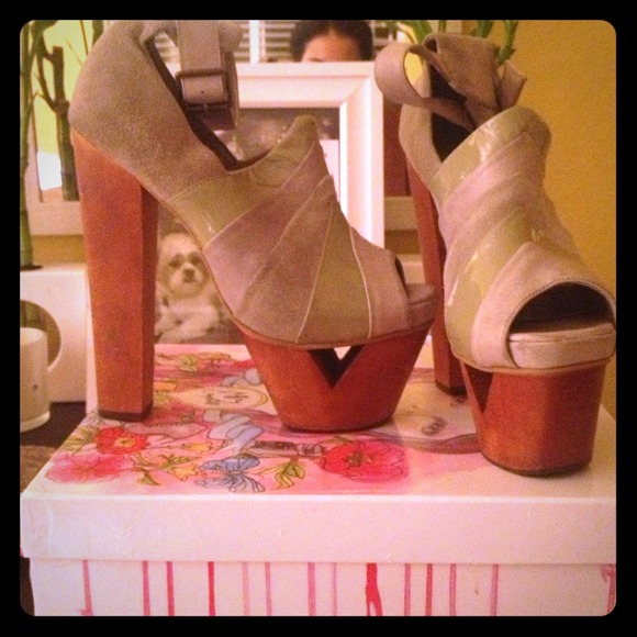 Jeffrey Campbell Paulina in Grey