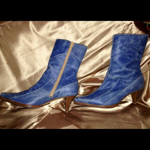 ✂REDUCED✂ Genuine leather jean color heeled boots - Picture 2 of 4