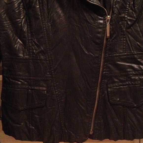 Faux leather jacket from Forever 21 - Picture 4 of 4