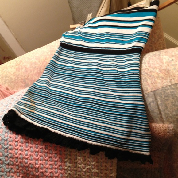 Size small Arden B babydoll tube top.pre owned - Picture 2 of 2