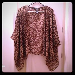 ⛔SOLD⛔Cheetah print kimono
