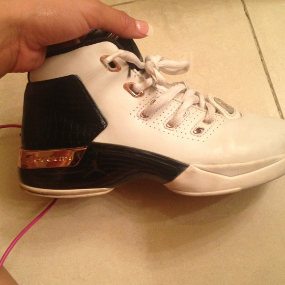 Air Jordan 17 - Picture 3 of 3