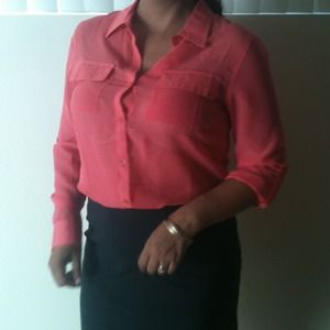 Pink sheer long sleeve blouse.medium