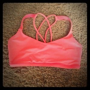 2 Lululemon free to be sports bras
