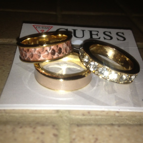 Guess rings