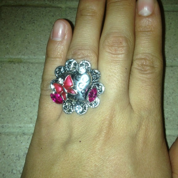 Ring - Picture 2 of 2