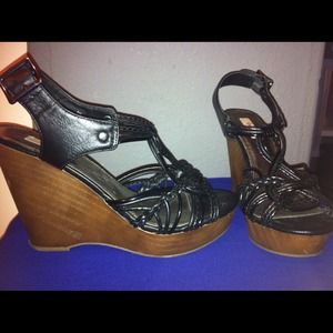⚠SOLD !!! ⚠SUMMER SANDAL WEDGES size 9.5