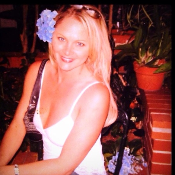 💋POSH AMBASSADOR💋 - Picture 3 of 5