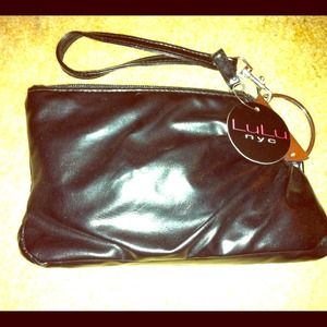 Black wristlet