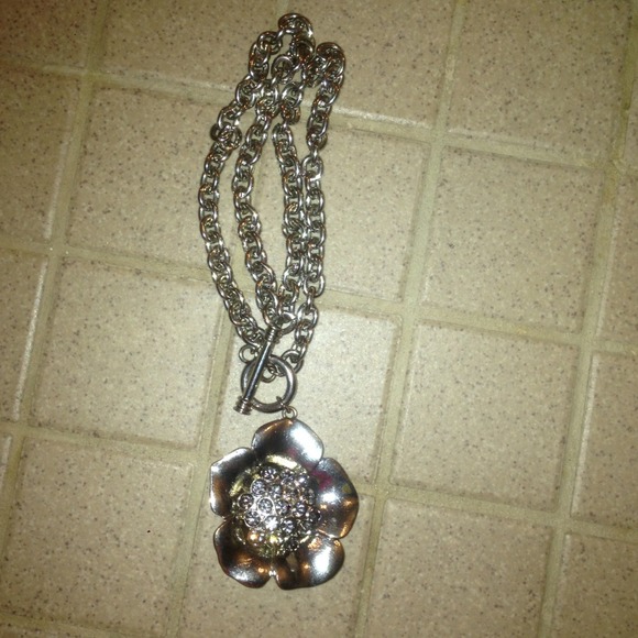 Guess necklace