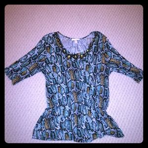 Plus size snake skin print top