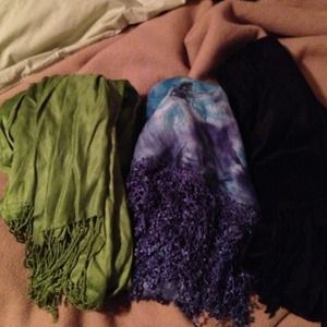 Trade: 3 scarf bundle
