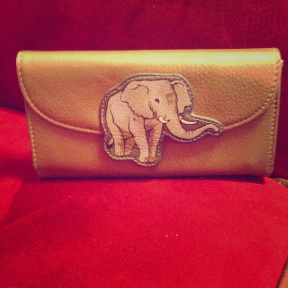 SOLD❤Gold elephant wallet❤SOLD