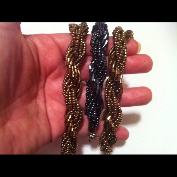 Beaded bracelet (new) - Picture 2 of 2
