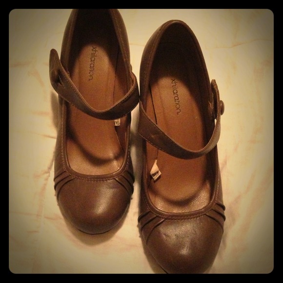 New Cute brown shoes