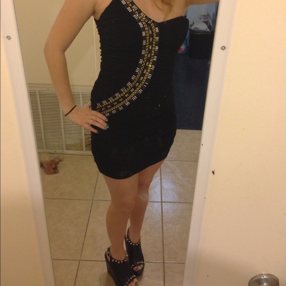 👗REDUCED😅 - Picture 2 of 3